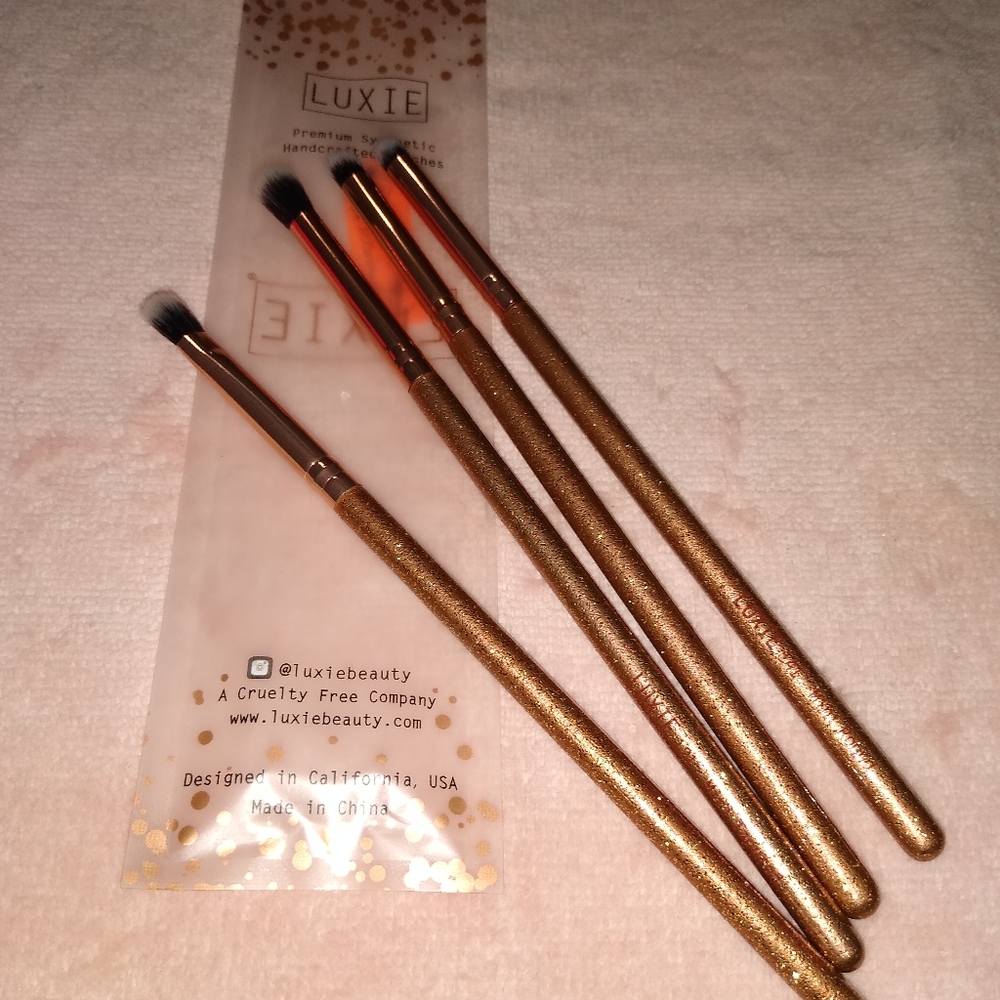 Luxie 4 PC Handcrafted beauty Brushes